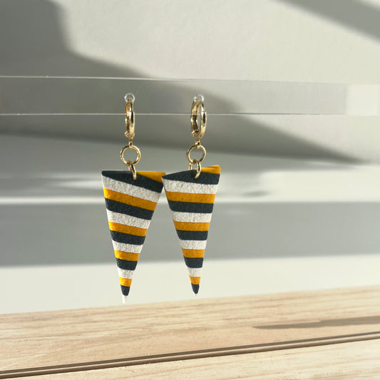 Striped Flag Dangles (Large)